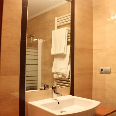 Tremazal Hotel