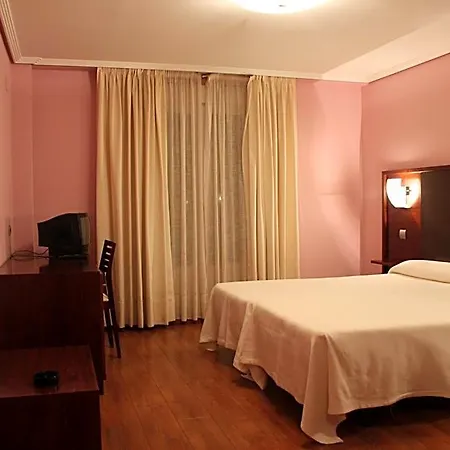 Tremazal Hotel Guardo