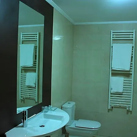 Tremazal Hotel