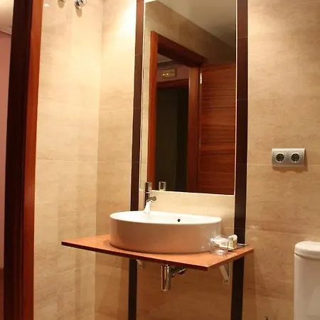 Tremazal Hotel Guardo
