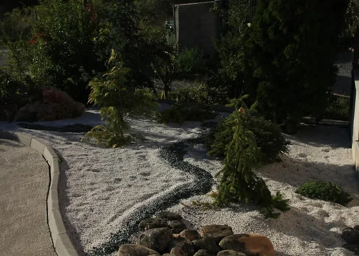 Tremazal 2* 과르도