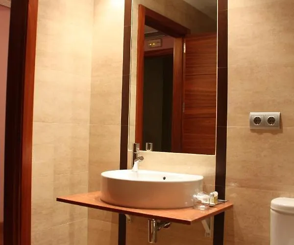 Tremazal Hotell Guardo